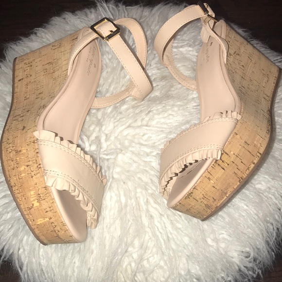 🔥Kate Spade Tomas sandals🔥🔥🔥🔥🔥 - Picture 3 of 4